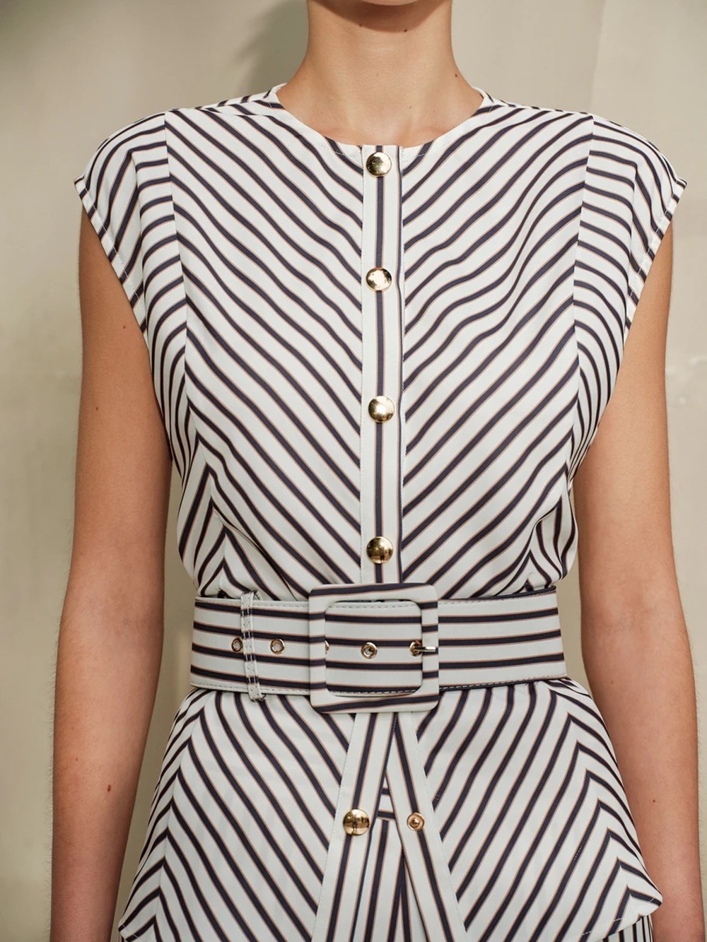 Commense 🖤 SET Striped Belted Top & Pants - Picture 2 of 16